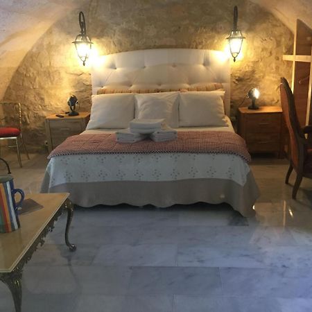 Courmelles Casa La Palma La Cave Voutee B&B 외부 사진
