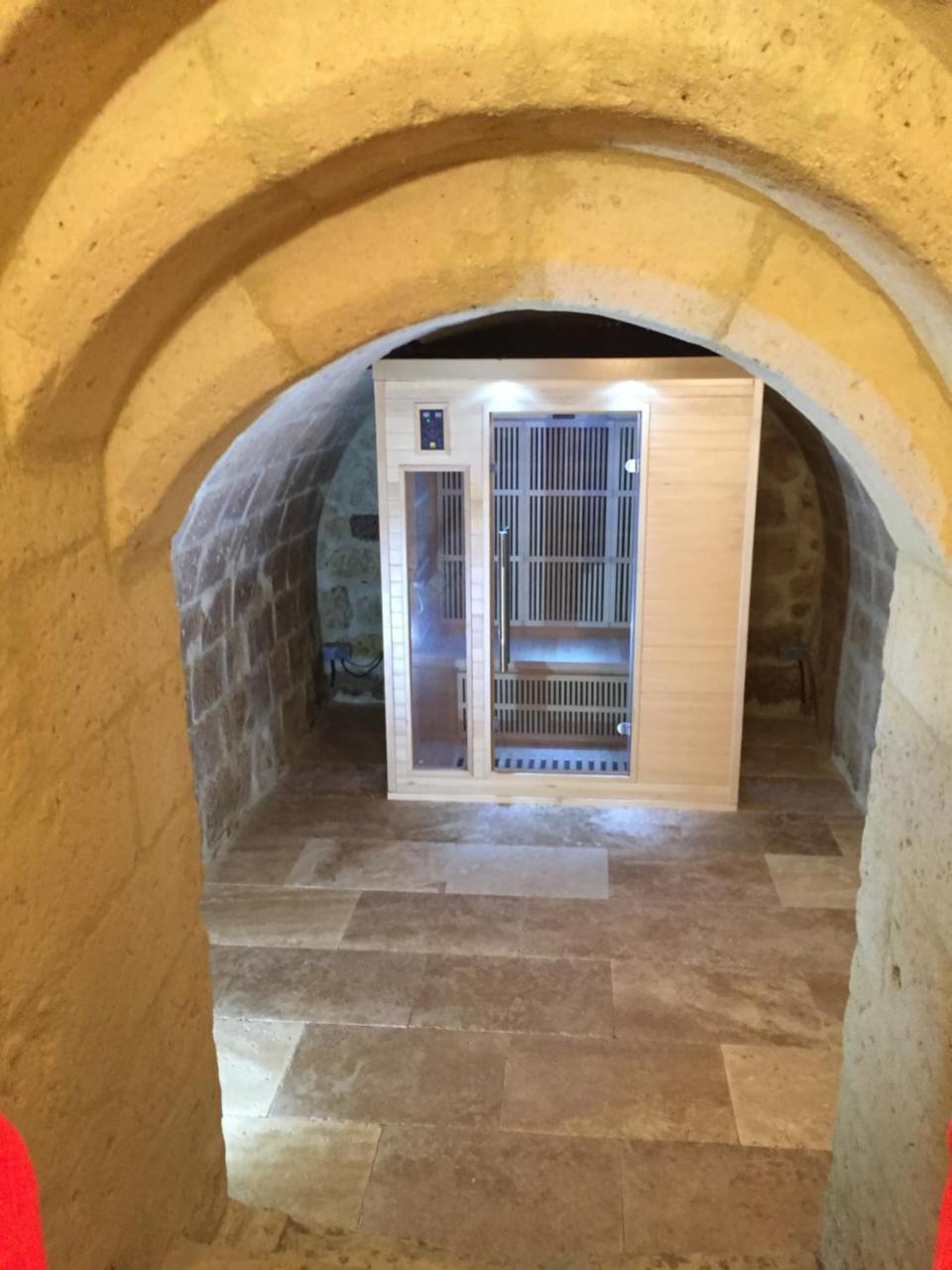 Courmelles Casa La Palma La Cave Voutee B&B 외부 사진