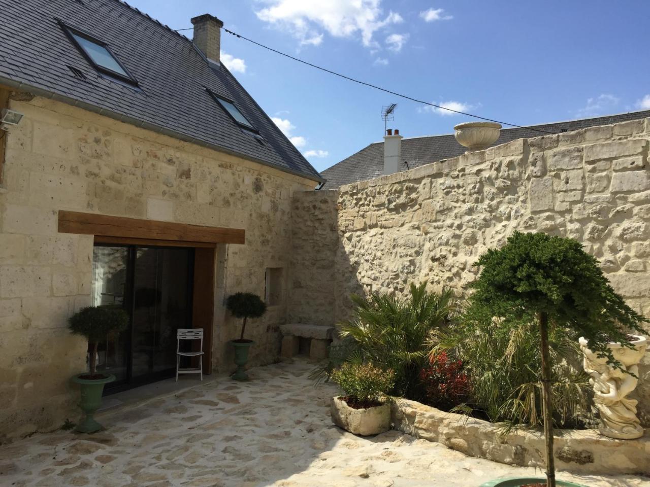Courmelles Casa La Palma La Cave Voutee B&B 외부 사진