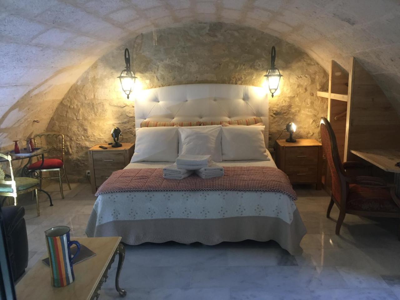 Courmelles Casa La Palma La Cave Voutee B&B 외부 사진